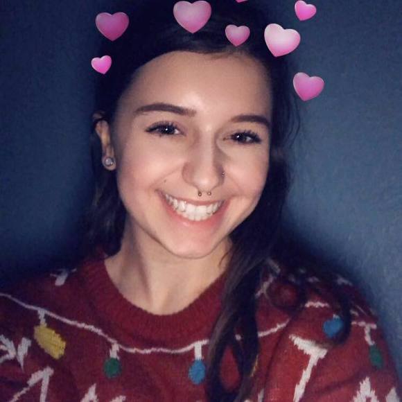 Meet your Posher, Kyleigh - Picture 1 of 1